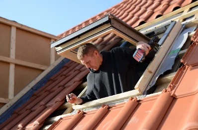Pose de fenêtres de toit Velux à Molagnies